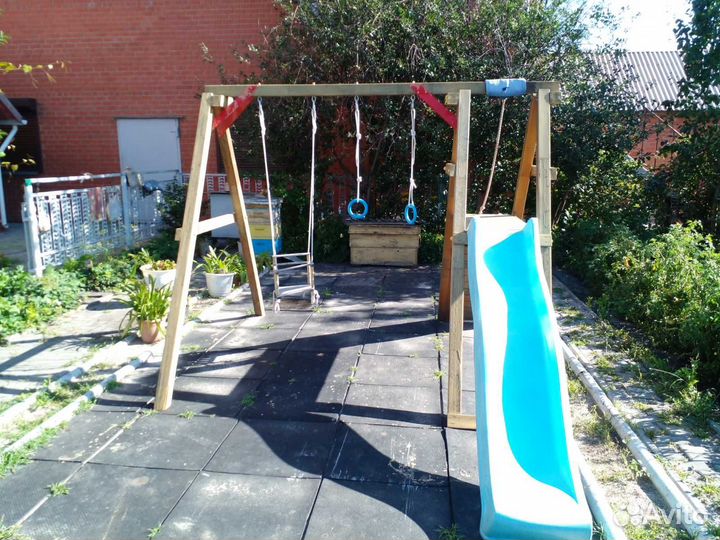 Детская площадка деревянная