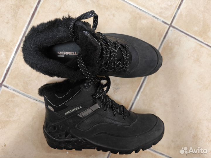 Ботинки утеплённые женские merrell