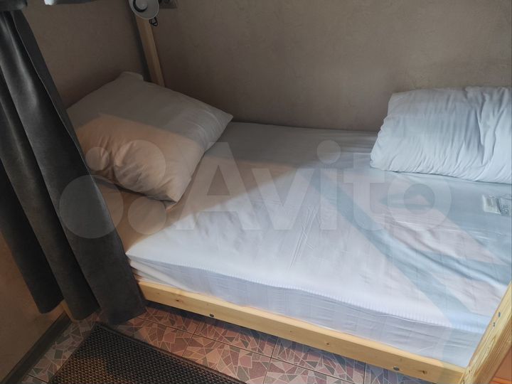 Комната 40 м², 1/2 эт.