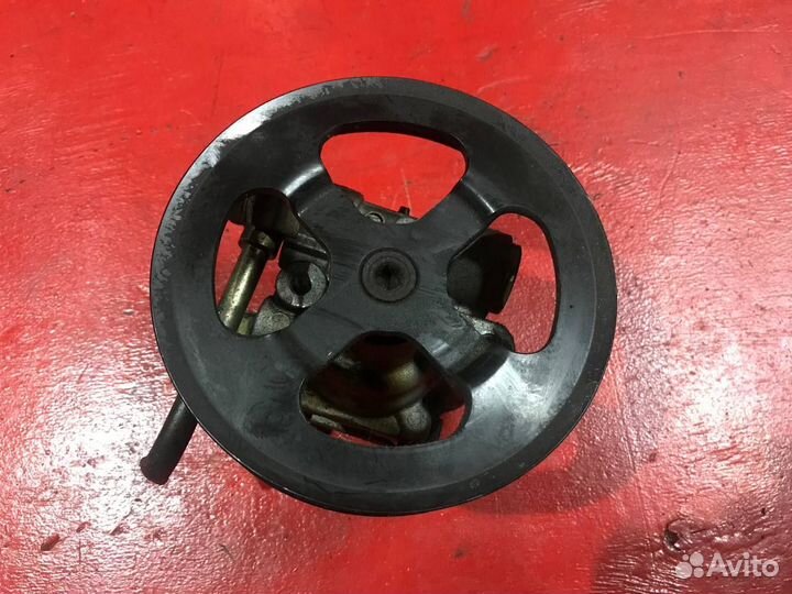 Насос гура Mitsubishi Outlander 1 4G69 2.4