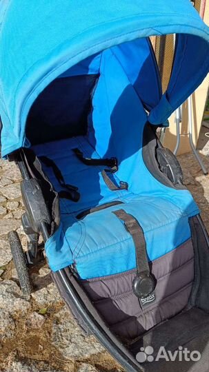 Прогулочная коляска