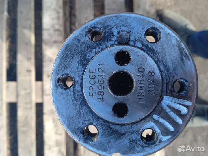 Распредвал iveco EuroCargo 2002 4896421