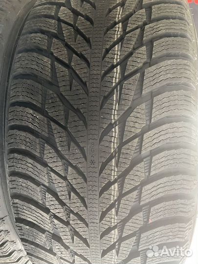 Ikon Tyres Autograph Snow 3 235/45 R18 98T