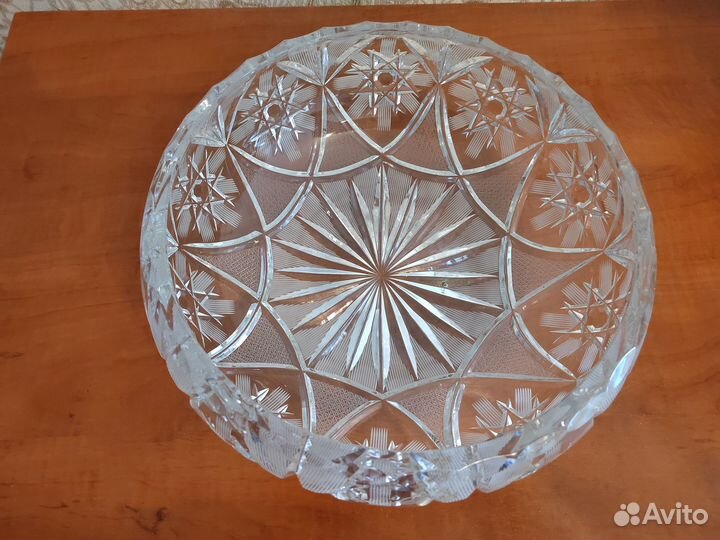 Ваза хрустальная