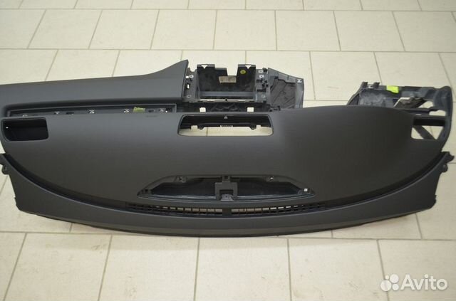 Торпедо панель приборов Volkswagen Passat B6