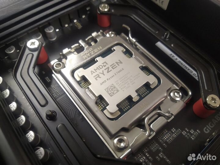 Комплект плата X670/R5 7600X/32Gb/SSD на гарантии