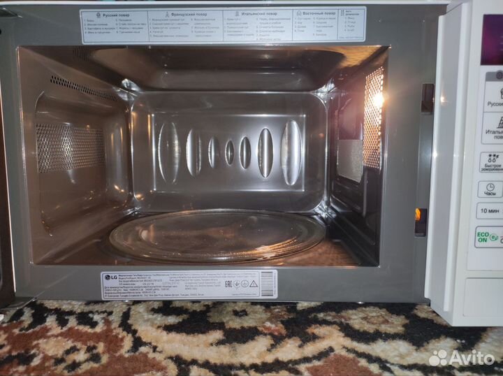 Микроволновая печь LG