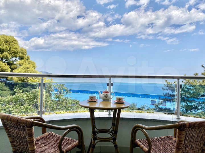 2-к. квартира, 67 м², 2/6 эт.