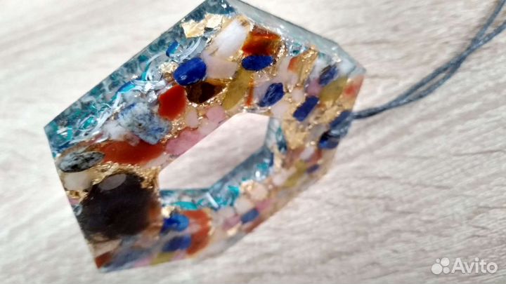 Кулон-оргонит