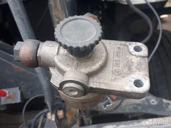 Насос топливный подкачки Mercedes Actros