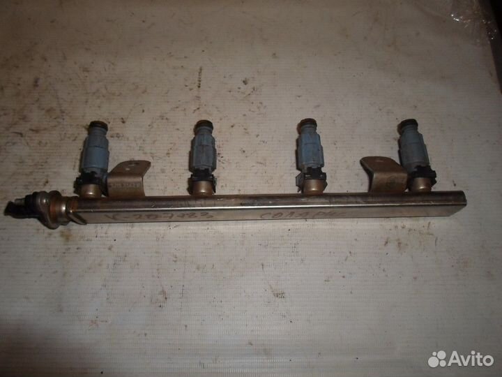 Рейка топливная (рампа) (Hyundai Solaris)