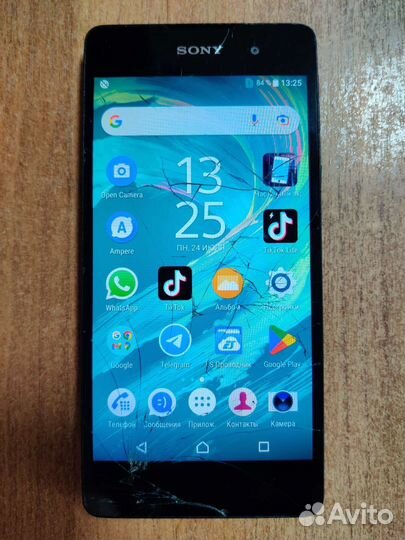 Sony Xperia E5, 16 ГБ