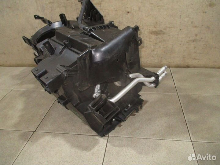 Корпус отопителя Toyota Corolla (E120)