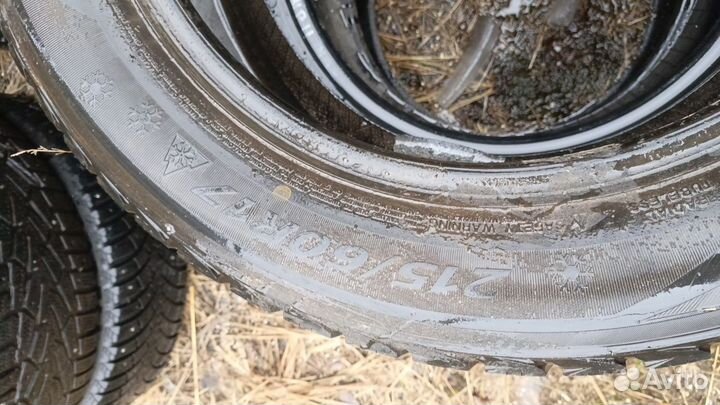 Landsail Winter Star 215/60 R16