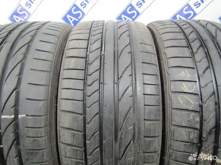 Bridgestone Potenza RE050A 235/35 R19 96R