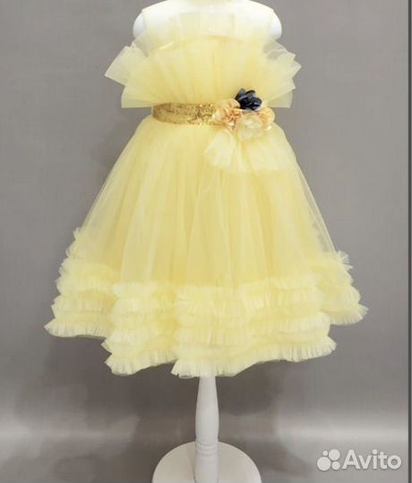 Платья, юбки и костюмы