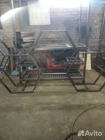 Дровница уличная