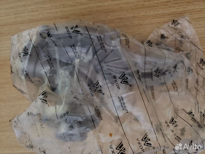 Насос охлаждения двигателя (помпа)