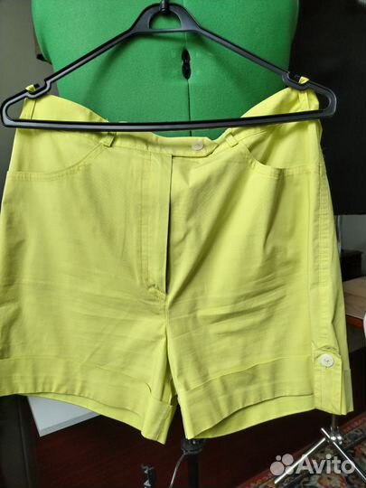 Шорты женские