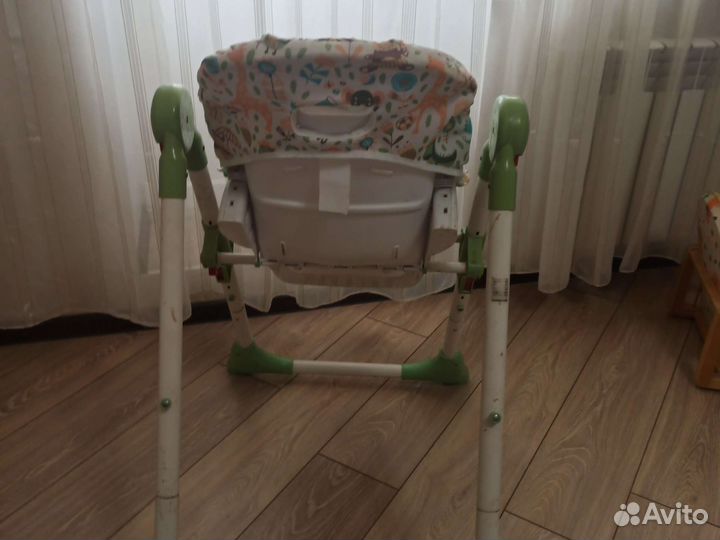 Стульчик для кормления babyton