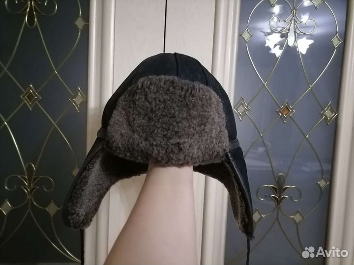 Шапка-ушанка- натур.кожа, новая