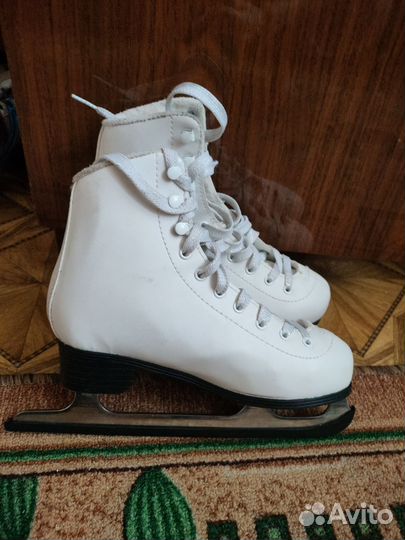Коньки фигурные