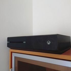 Xbox One 500 Гб