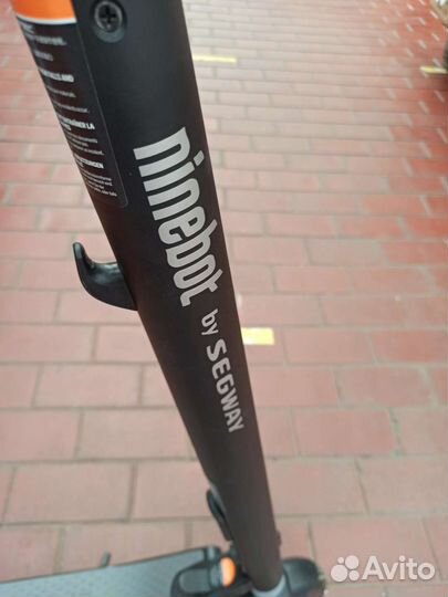 Надежный электросамокат ninebot es1L red black