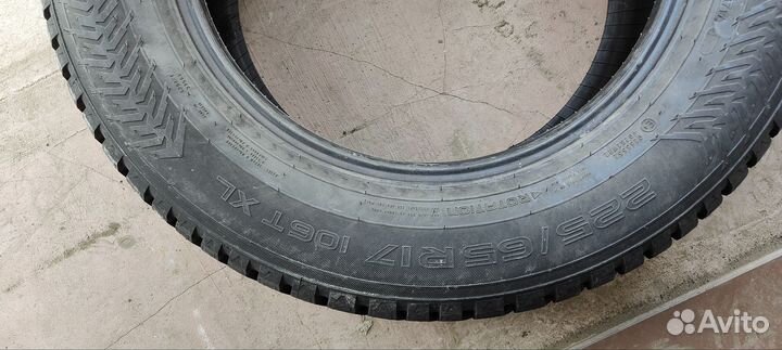 Nokian Tyres Hakkapeliitta 8 SUV 225/65 R17 106T