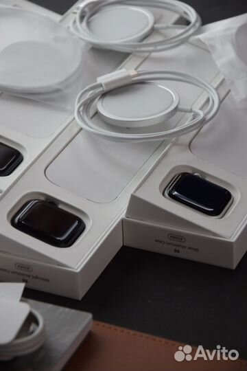Apple Watch SE2024 + MagSafe