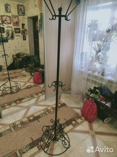 Вешалка напольная