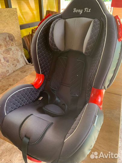 Автокресло группа 1/2 (9-25 кг) Babyton Bony Fix