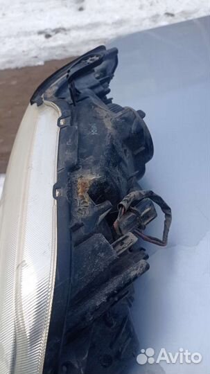 Mitsubishi lancer cedia фара правая