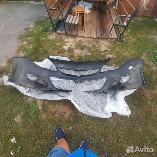 Бампер Опель Астра J