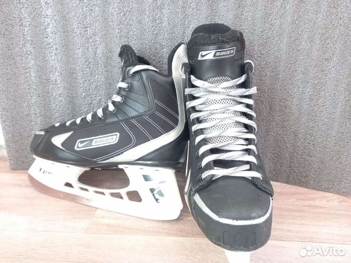 Хоккейные коньки bauer 43 размер