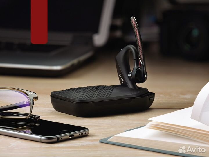 Гарнитура Plantronics с шумоподавлением bluetooth