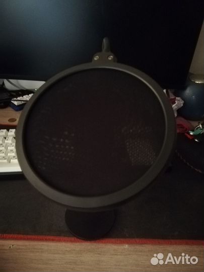 Микрофон HyperX SoloCast + поп-фильтр