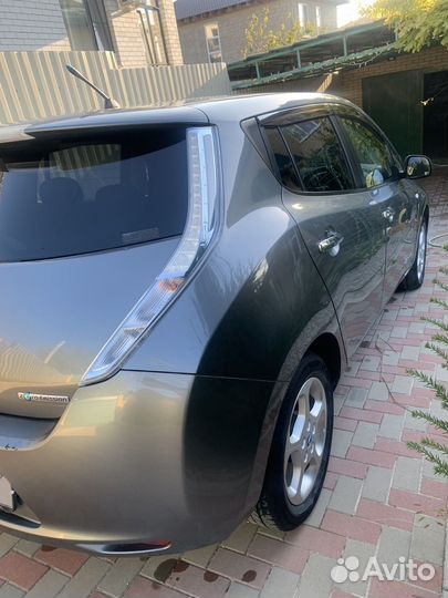 Nissan Leaf 109 л.с. AT, 2015, 68 525 км