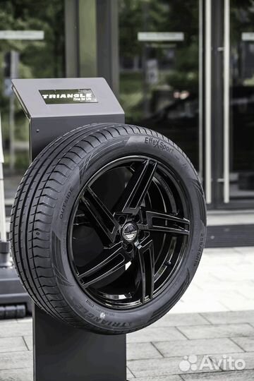 Triangle EffeXSport TH202 235/50 R20 104W