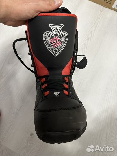 Сноуборд с крепами,ботинками для сноуборда,маска