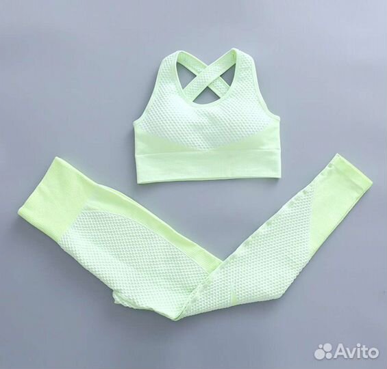 Костюм для фитнеса женский