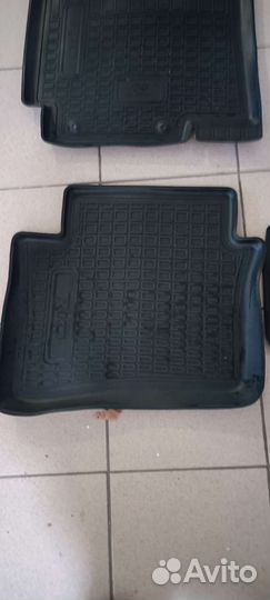 Оригинальные резиновые коврики на кия Рио 3