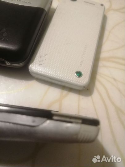 Sony Ericsson W302