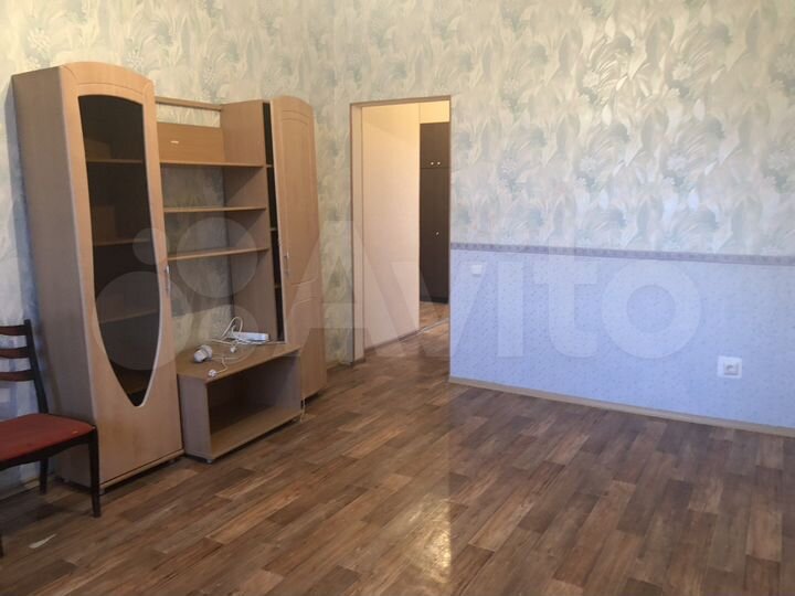 3-к. квартира, 84 м², 3/10 эт.