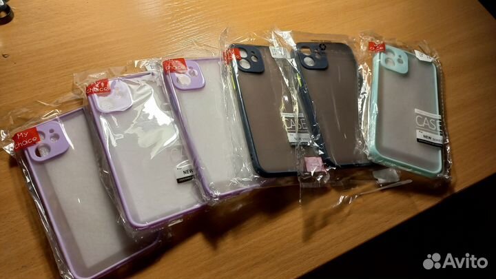 Чехол на iPhone 12