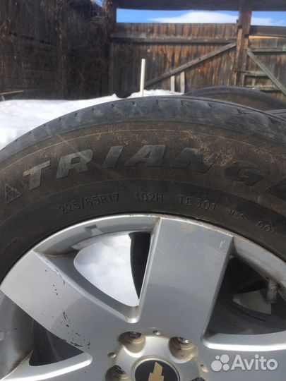 Triangle TE301 225/65 R17 102H