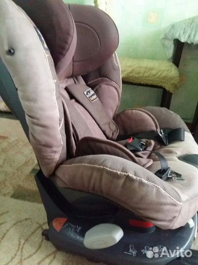 Автомобильное детское кресло Besafe izi Comfort