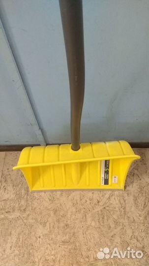 Лопата снеговая пластиковая