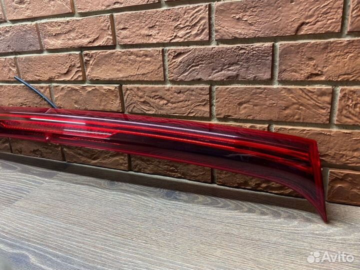 Фонарь задний центральный Kia Soul 2019+