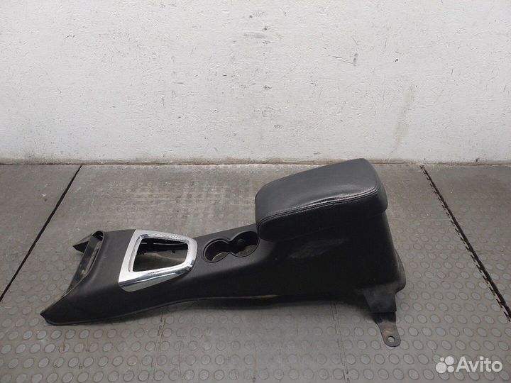 Консоль салона Hummer H3, 2006